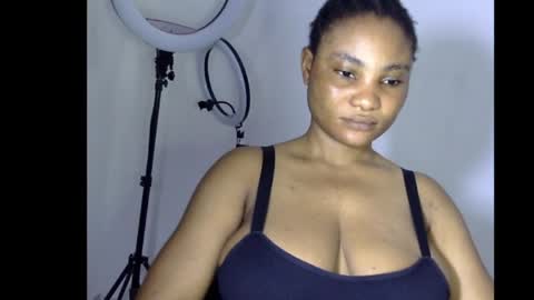 sexyvvy online show from September 4, 4:44 pm
