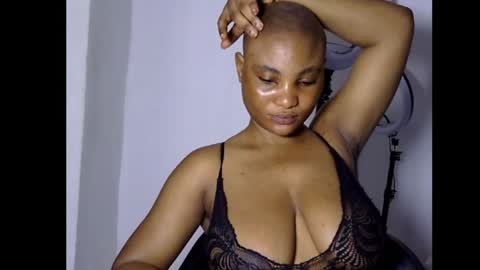 sexyvvy online show from September 6, 9:48 am