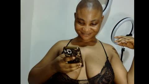 sexyvvy online show from September 10, 3:00 pm