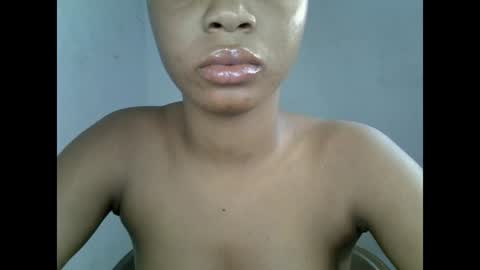 sexyxpeach online show from August 2, 3:35 am