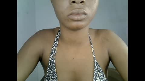 sexyxpeach online show from August 5, 3:04 am