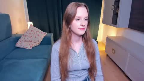 Lola online show from August 17, 8:19 am