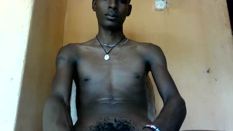 shades_x254 online show from August 8, 8:25 am