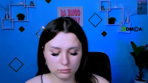 shadow_kiss online show from August 7, 7:47 pm