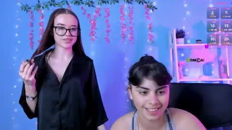 shadow_kiss online show from August 14, 4:32 pm