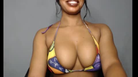 ESTHER online show from June 27, 11:40 pm