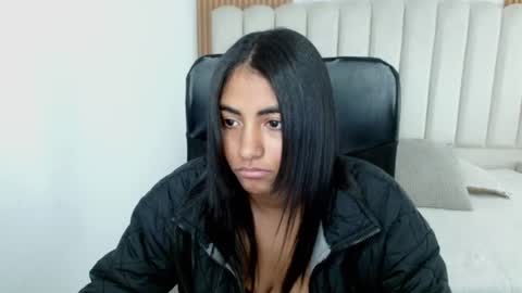 shanelle online show from August 8, 4:40 pm