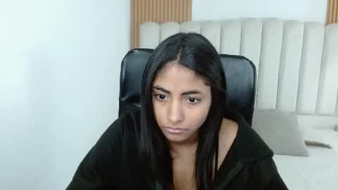 shanelle online show from August 10, 2:29 pm