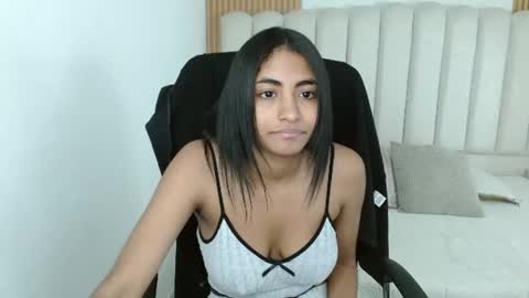 shanelle online show from August 11, 12:18 pm