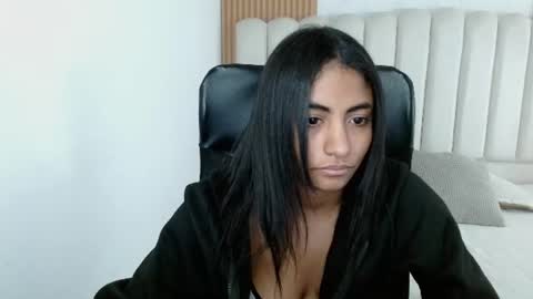 shanelle online show from August 11, 2:30 pm
