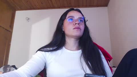 shanel_lozano online show from July 6, 9:29 pm