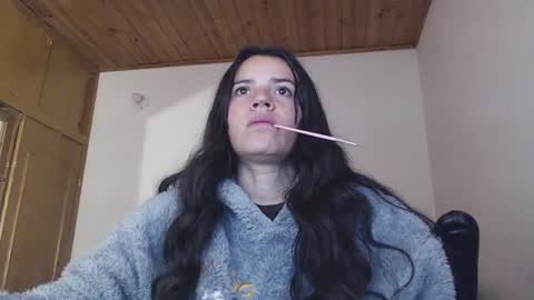 shanel_lozano online show from July 21, 8:00 pm