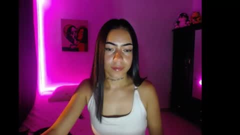 shanel_smith69 online show from August 7, 11:38 pm