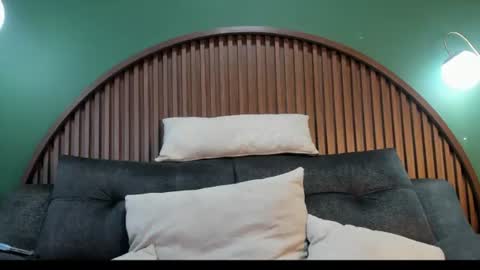shannel__queen online show from August 12, 7:05 pm