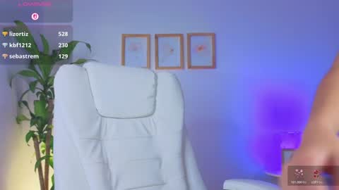   online show from August 9, 3:40 am