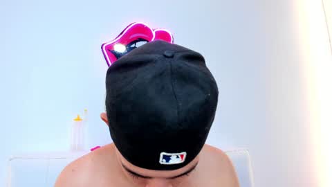 shannelpink_ online show from August 5, 4:54 am