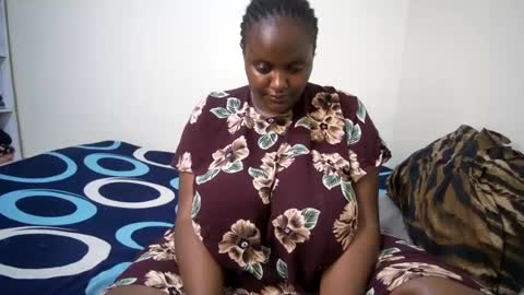 shanny_123 online show from July 8, 12:31 pm