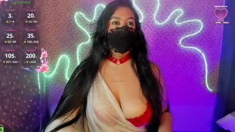 SHANTAL  online show from May 14, 11:31 am