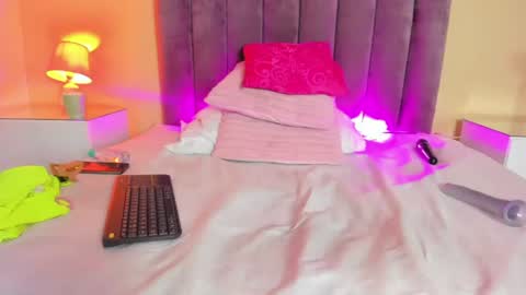 Sharick  online show from August 14, 8:29 am