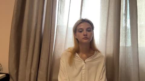 Anne online show from August 5, 9:51 am