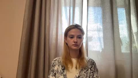 Anne online show from August 10, 7:54 am