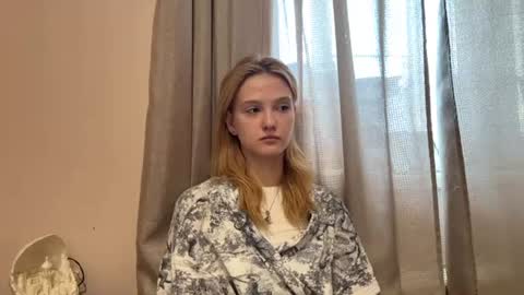 Anne online show from August 10, 10:05 am