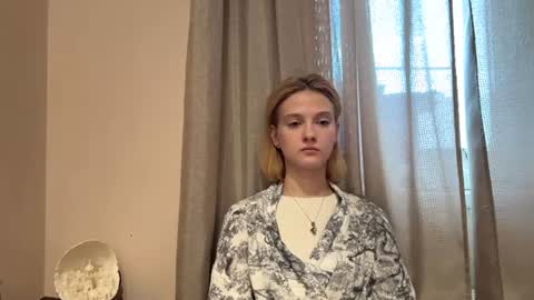 Anne online show from August 10, 12:28 pm