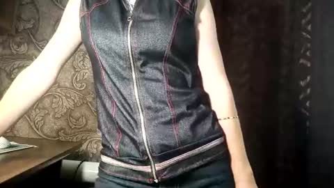 Cadie online show from August 10, 9:55 am