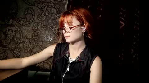 Cadie online show from August 10, 11:00 am