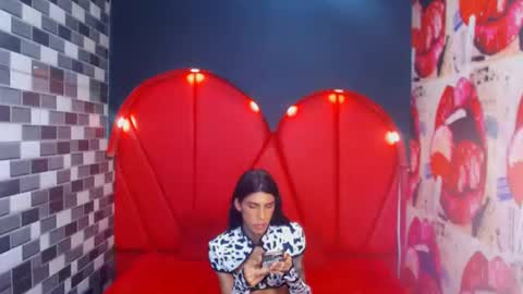 Sharon online show from August 15, 5:50 pm