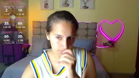 ESTEFI  online show from August 9, 7:04 pm