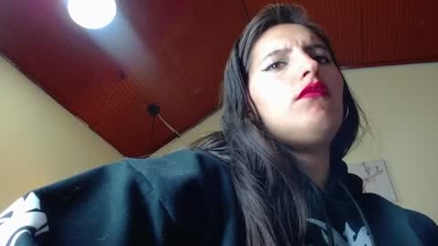 ESTEFI  online show from August 15, 10:52 am