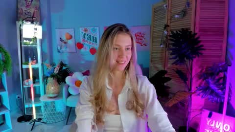 Sharon online show from March 19, 8:23 pm