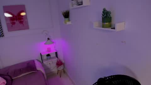 Sharon online show from August 5, 7:23 pm