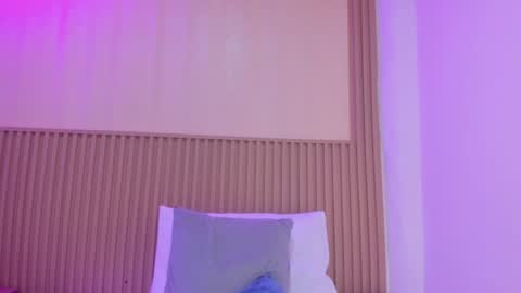 sharonscothh online show from August 8, 1:27 am
