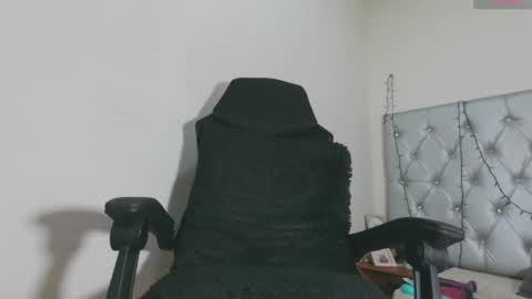 sharonths online show from July 27, 9:20 pm