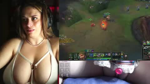 sharonurb3x online show from June 12, 9:11 pm