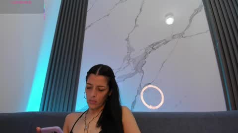 Shauna online show from May 14, 12:10 am