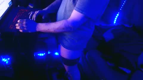 shawntheone3535b online show from April 19, 6:29 pm