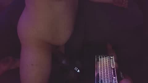shawntheone3535b online show from May 18, 2:45 am