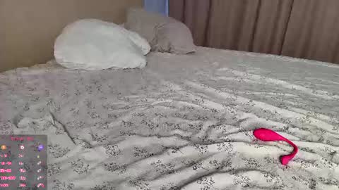 shawty_lia online show from August 10, 12:28 pm
