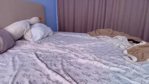 shawty_lia online show from August 12, 3:14 pm