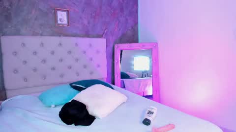 shedevilboobs69 online show from June 10, 3:24 am