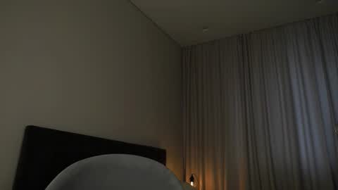 Tessa online show from August 14, 5:33 am