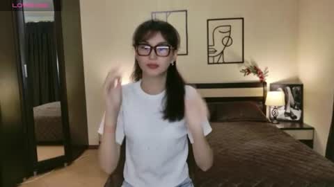 Sheila online show from August 18, 5:24 am