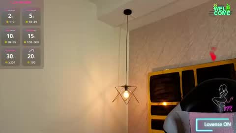 sheilly_brown online show from August 5, 11:47 pm