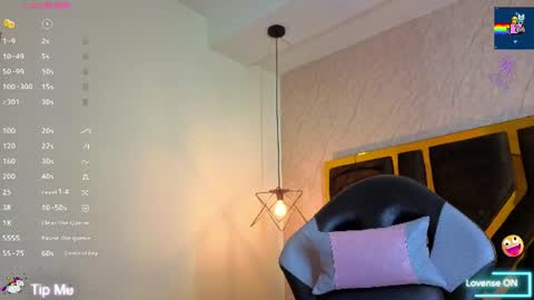 sheilly_brown online show from August 9, 9:27 pm