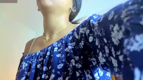 sheilly_brown online show from August 11, 7:05 pm