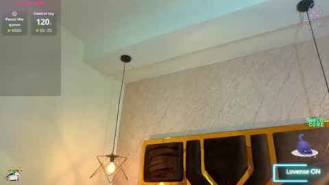 sheilly_brown online show from August 11, 11:29 pm