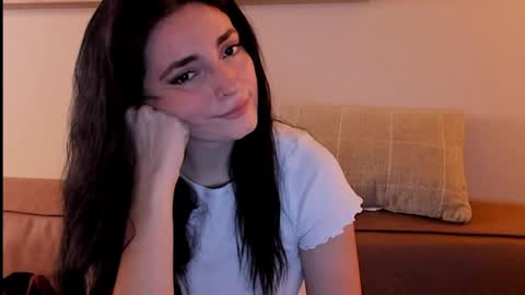 sheisallthat online show from March 30, 2:25 am